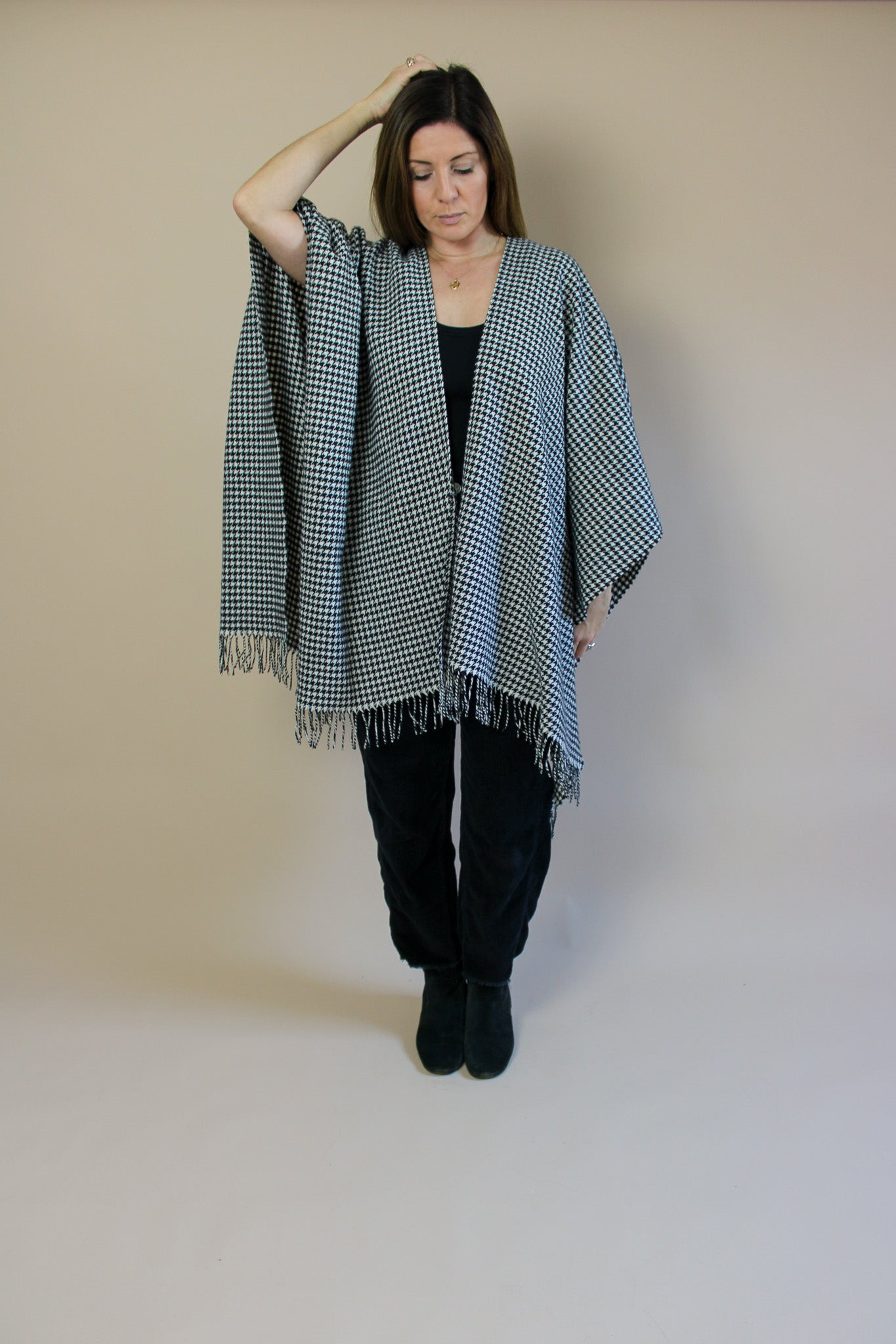 VINTAGE St Michael Hounds-tooth Check Cape Shawl One Size