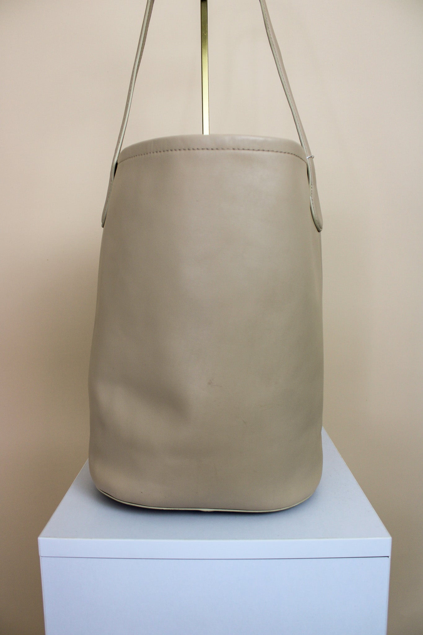 J CREW Berkeley Big Leather Bucket Bag O/S