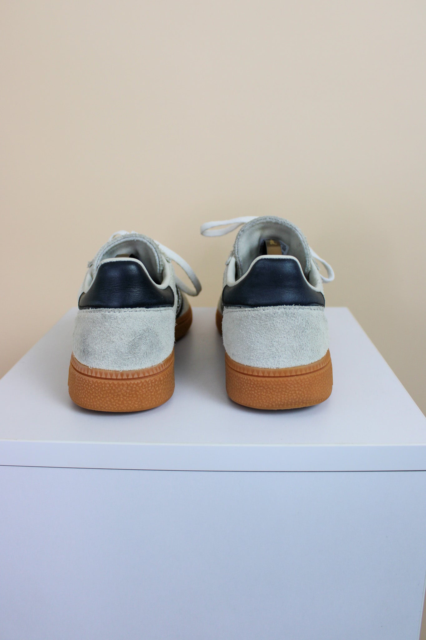 ADIDAS Spezial Suede Trainers Size 5