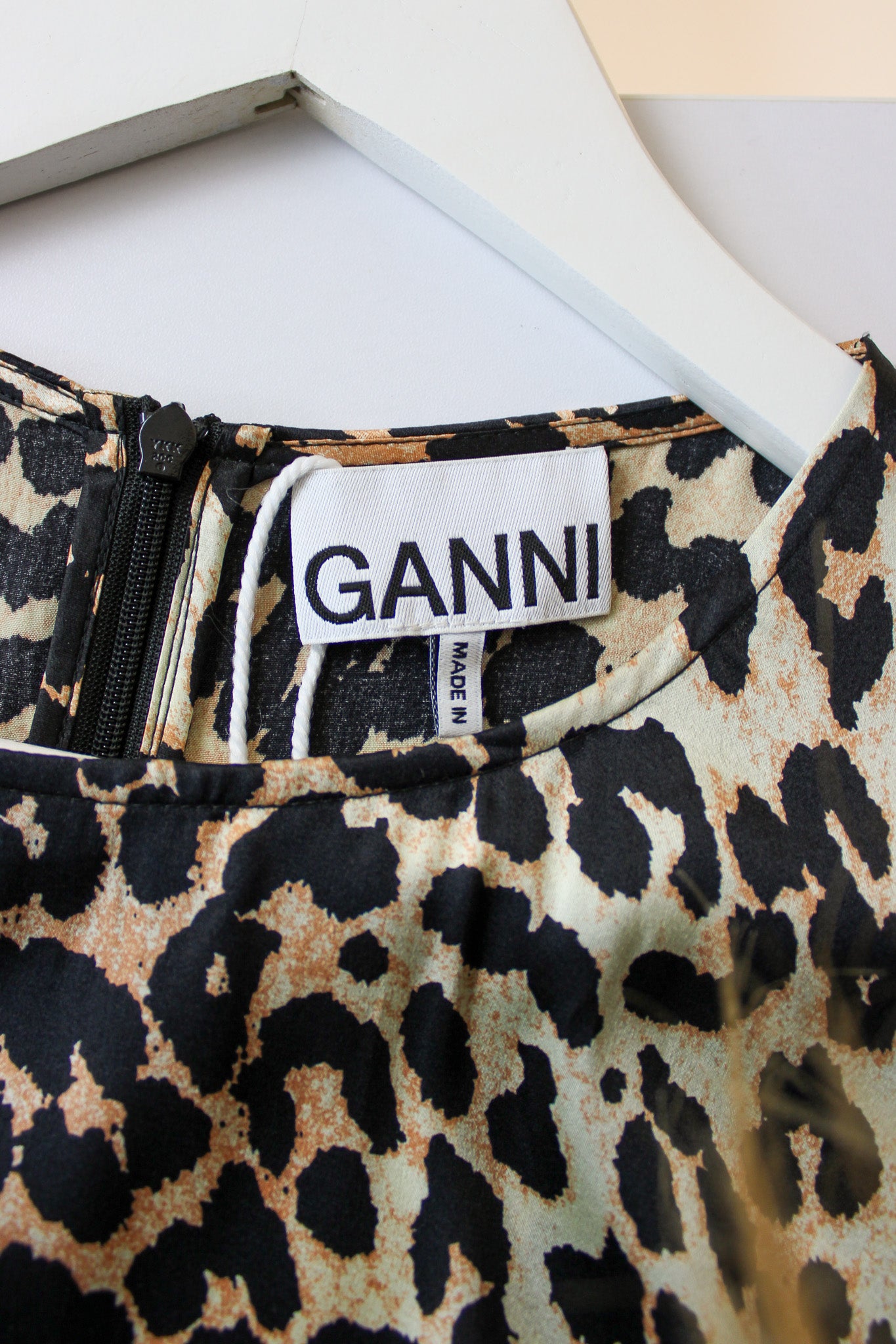 GANNI Leopard print short sleeve silk midi dress Size 14-16