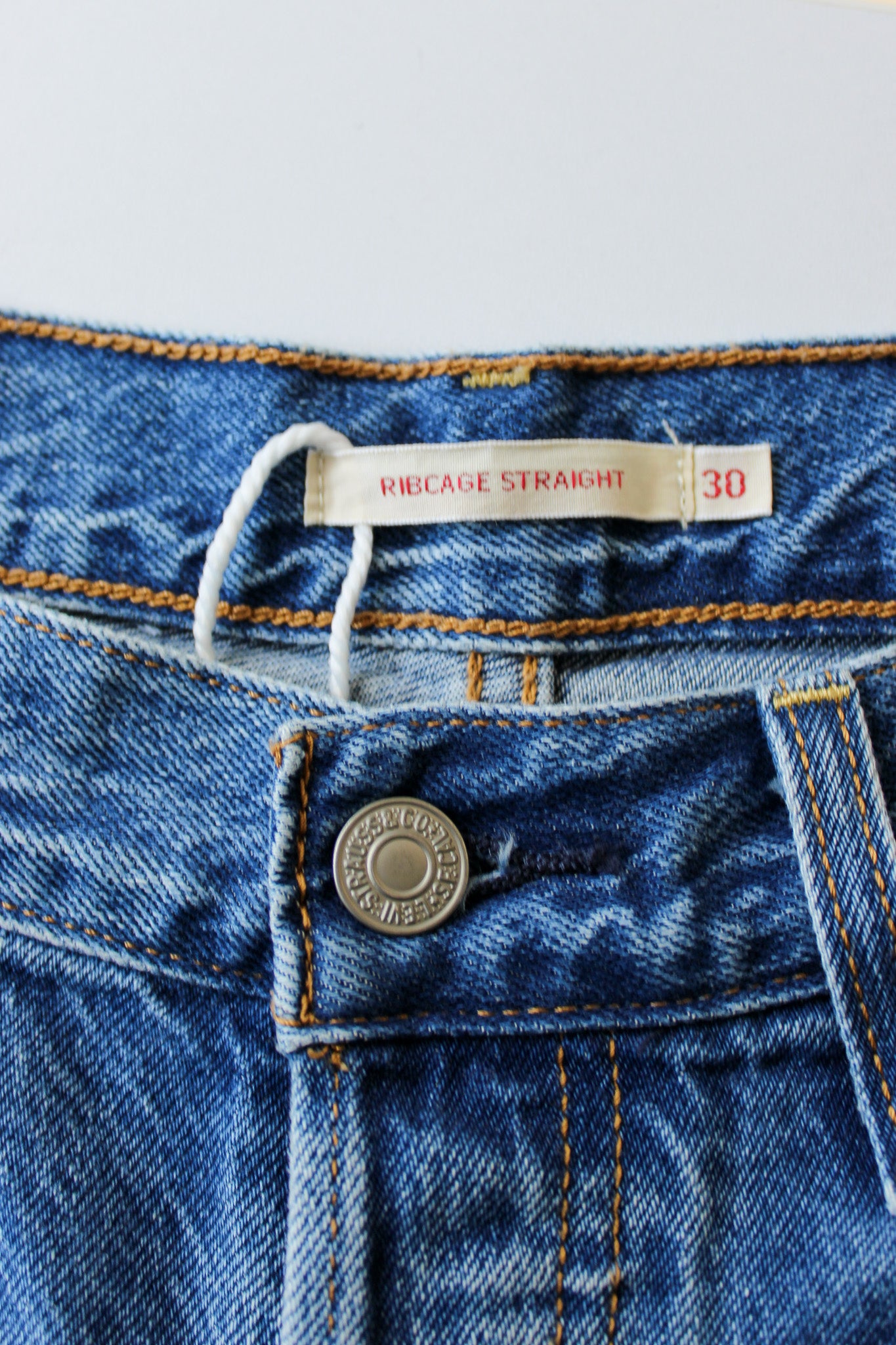 LEVI Ribcage Straight Leg Jeans Size 30"