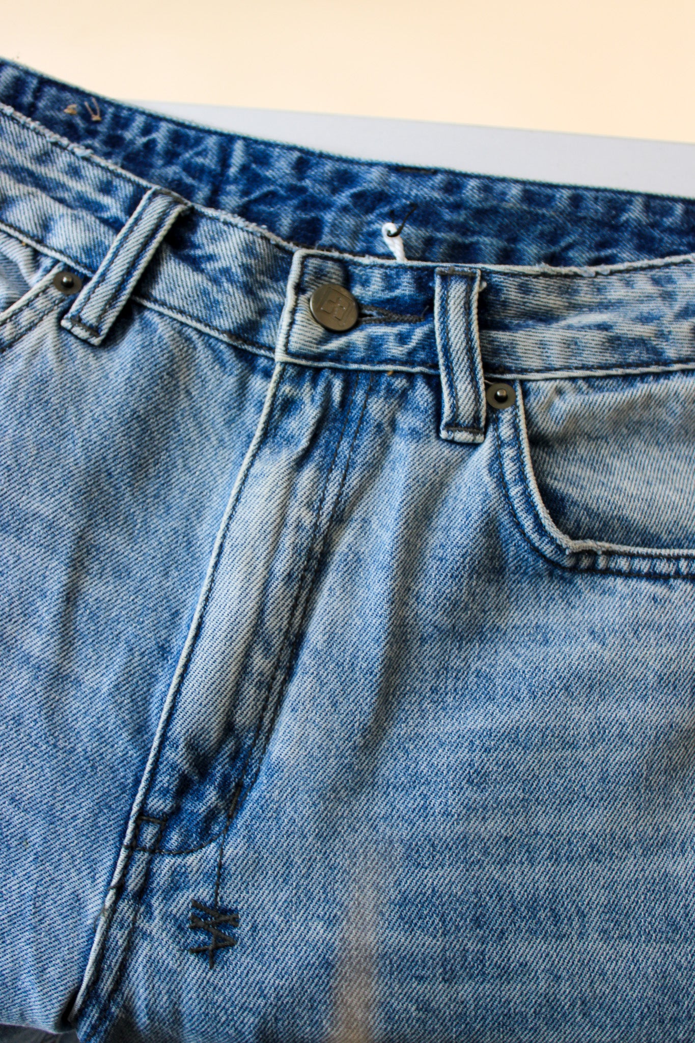 KSUBI skinny kick'n ultimatum distressed jeans Size 29"