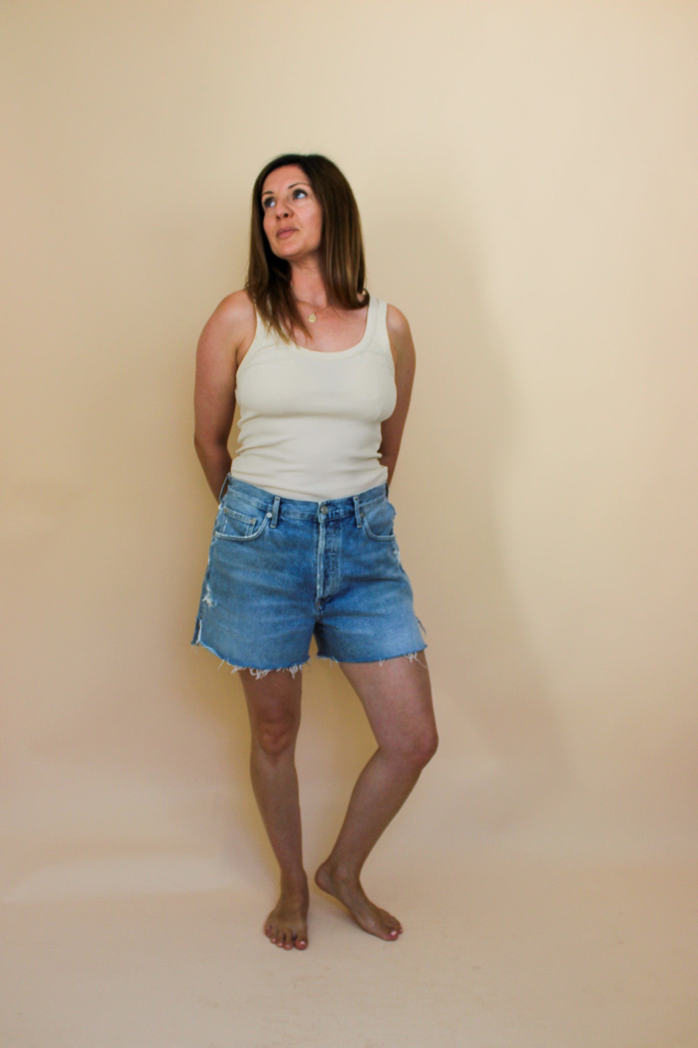 AGOLDE Dee cut off Distressed Denim Shorts Size 30"