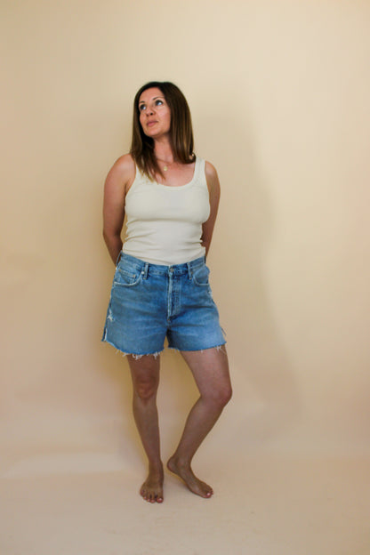 AGOLDE Dee cut off Distressed Denim Shorts Size 30"