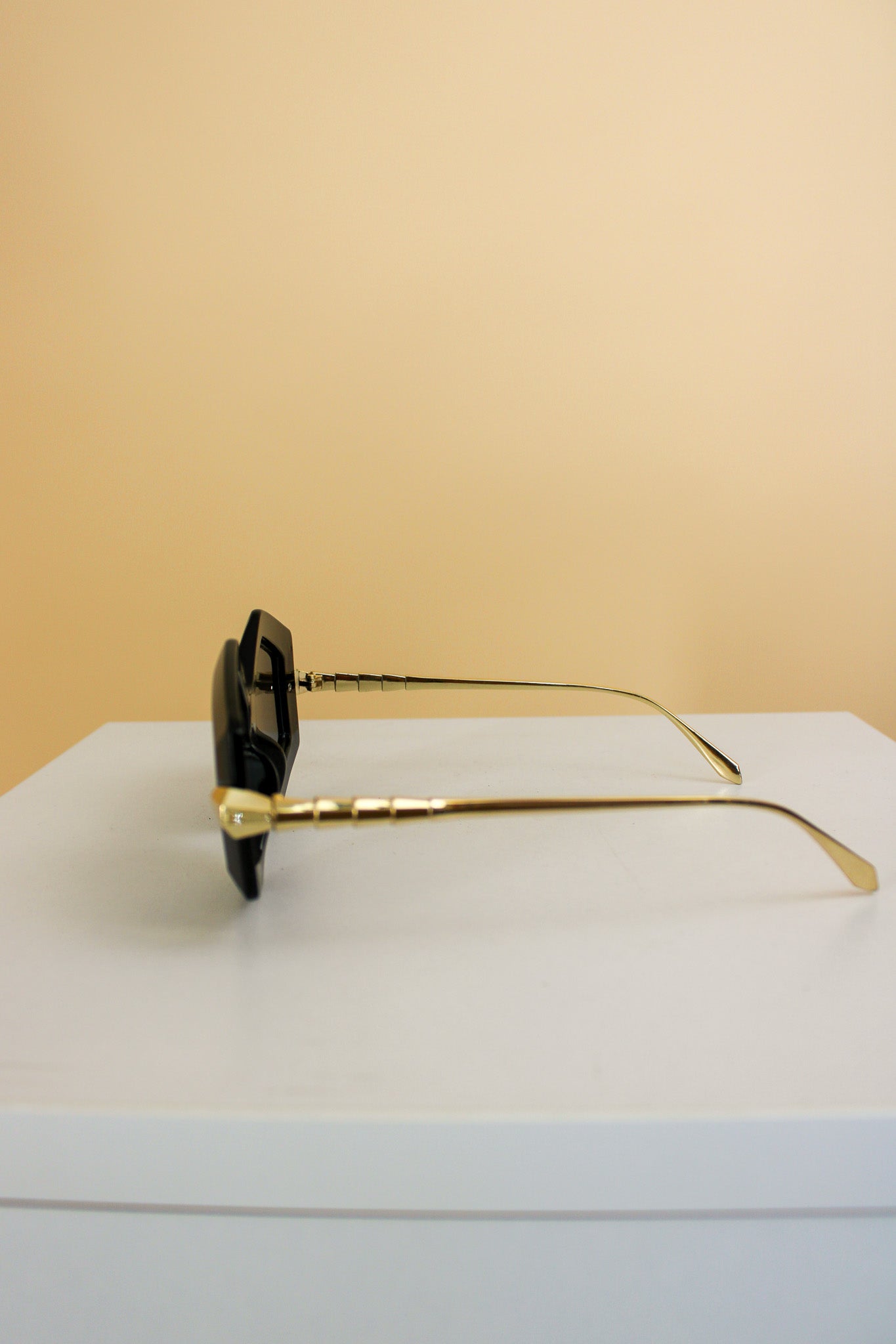 VINTAGE Geometric Metal & Perspex Sunglasses o/s
