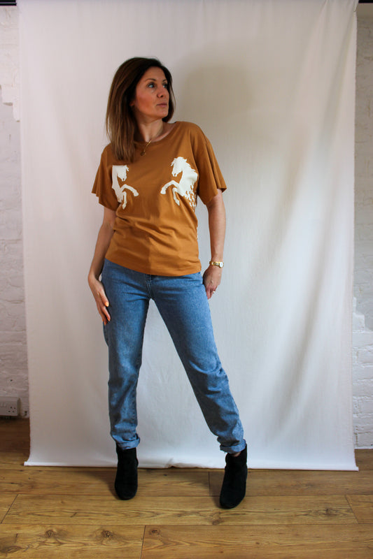 CHLOE Horse Motif Crew Neck Tee Size S