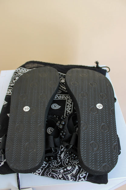 ARIZONA LOVE 'Black pearl' Embellished Sandals Size 4.5-5