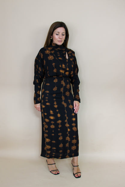 MASSIMO DUTTI Long spot print collared dress Size 8