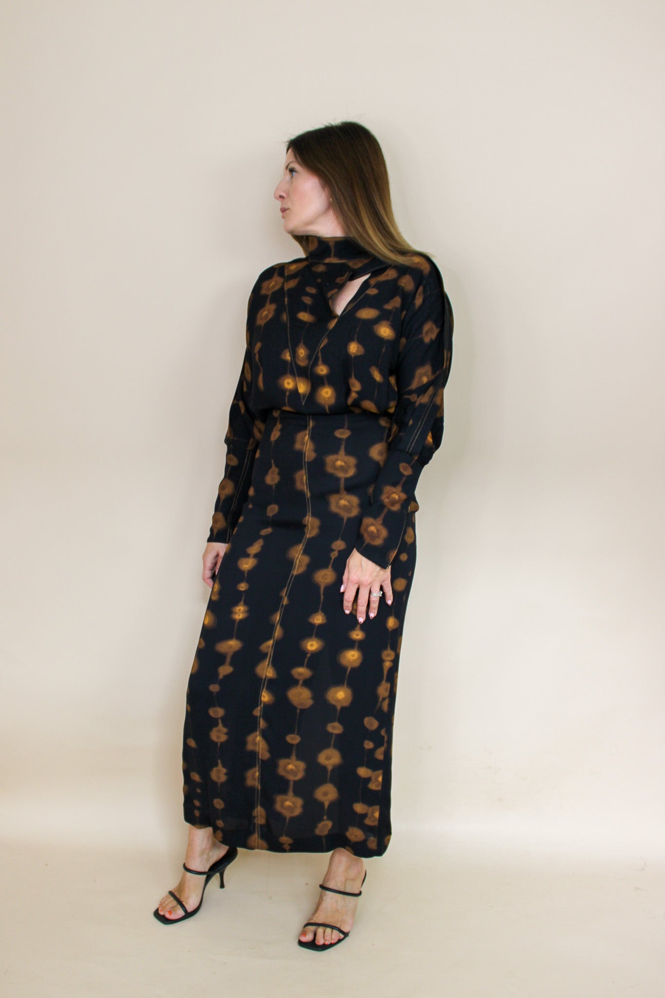 MASSIMO DUTTI Long spot print collared dress Size 8