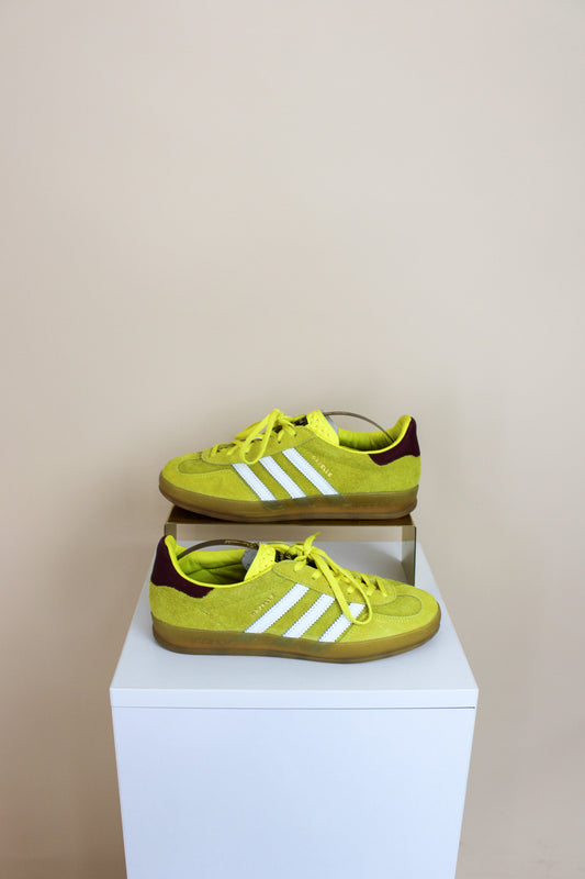 ADIDAS Gazelle Suede Trainers Size 5