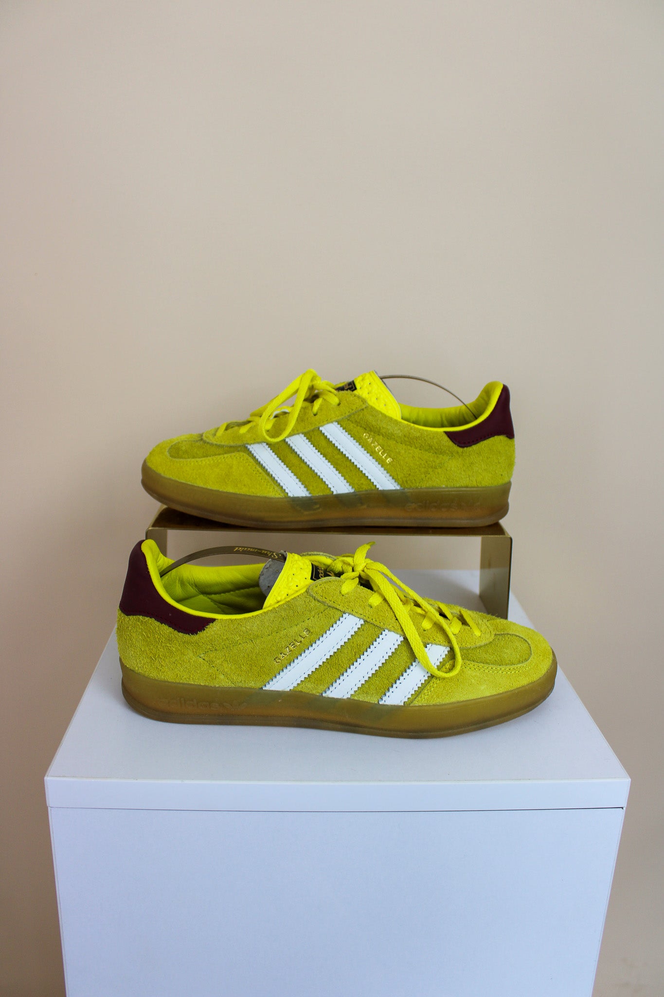 ADIDAS Gazelle Suede Trainers Size 5