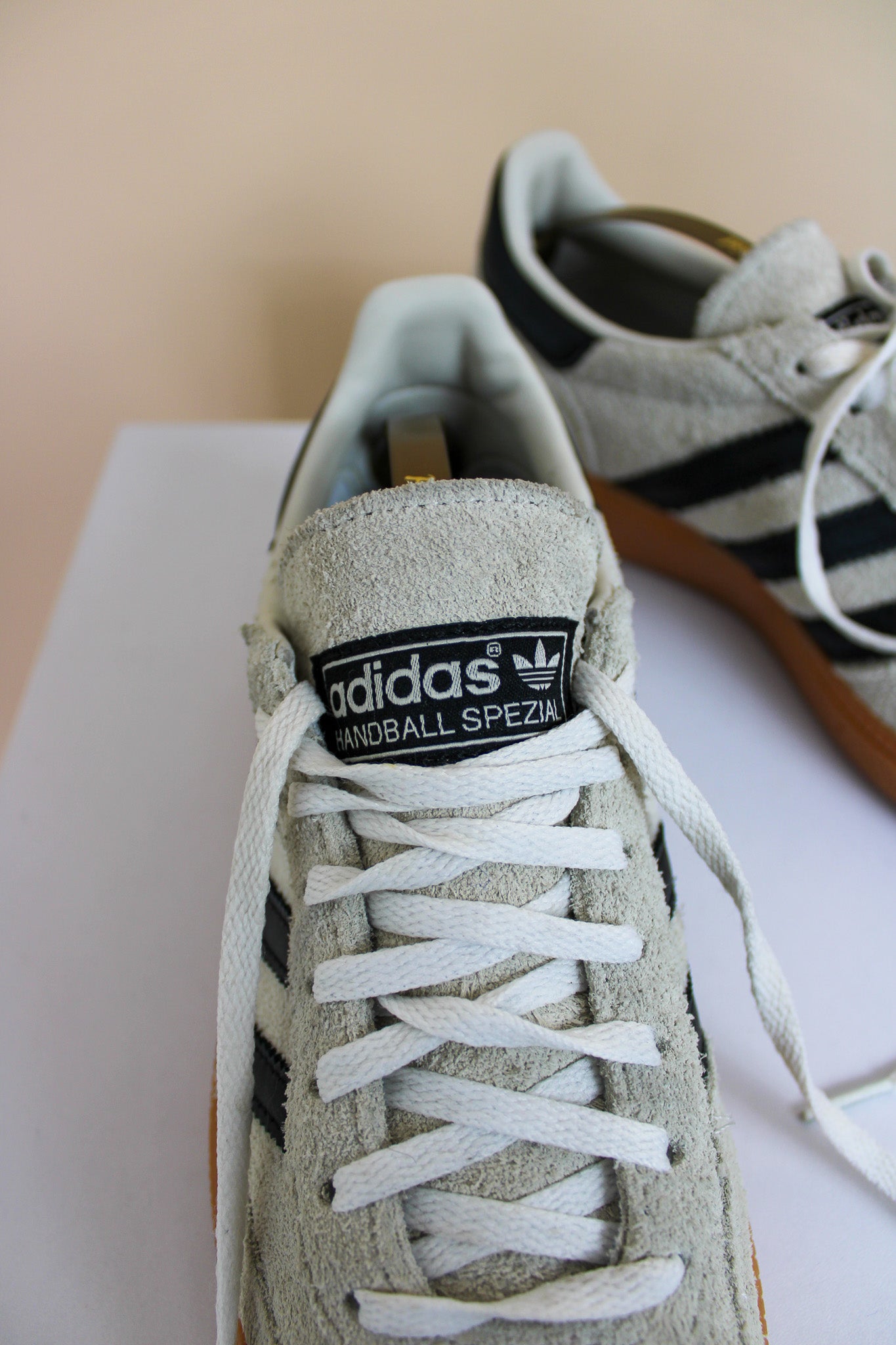 ADIDAS Spezial Suede Trainers Size 5