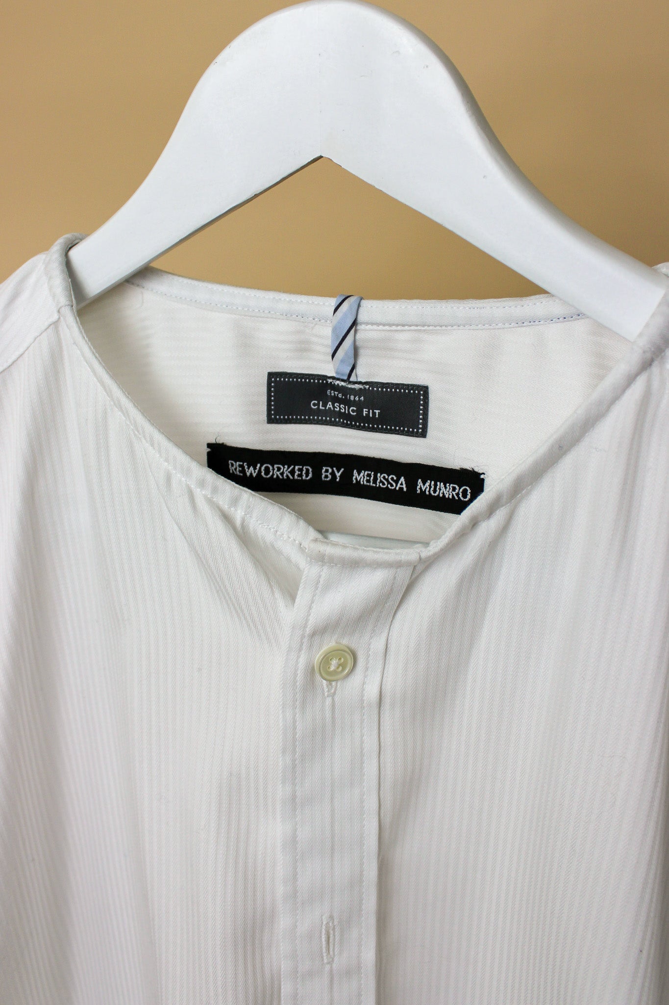 MELISSA MUNRO Reworked collarless Shirt Size M