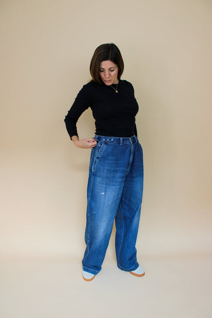 ORDINARY FITS Loose Fit Distressed Jeans Size 34" (adjustable)