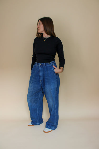 ORDINARY FITS Loose Fit Distressed Jeans Size 34" (adjustable)