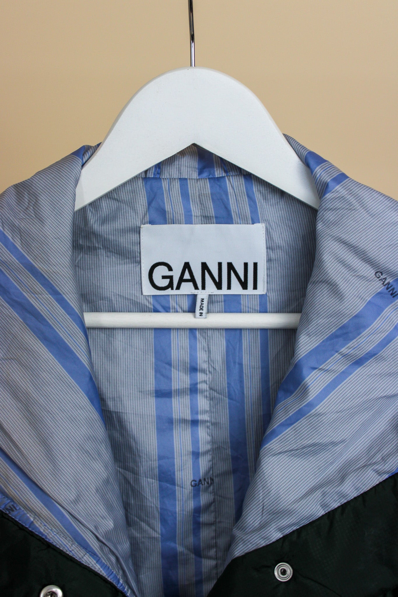 GANNI Quilted recycled polyester oversize cape coat Size XS