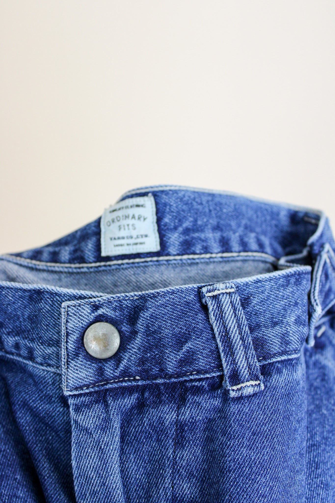 ORDINARY FITS Loose Fit Distressed Jeans Size 34" (adjustable)