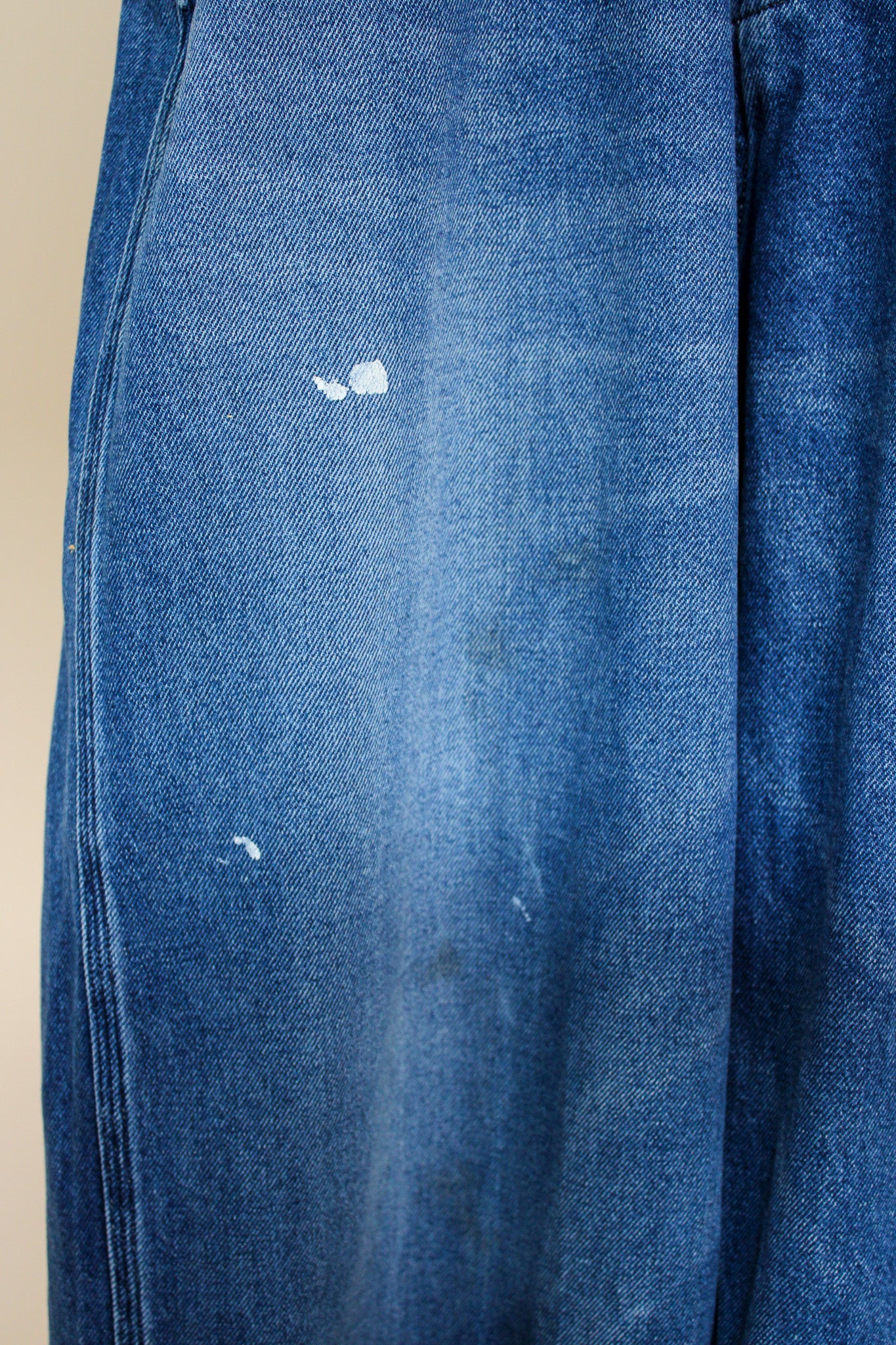 ORDINARY FITS Loose Fit Distressed Jeans Size 34" (adjustable)