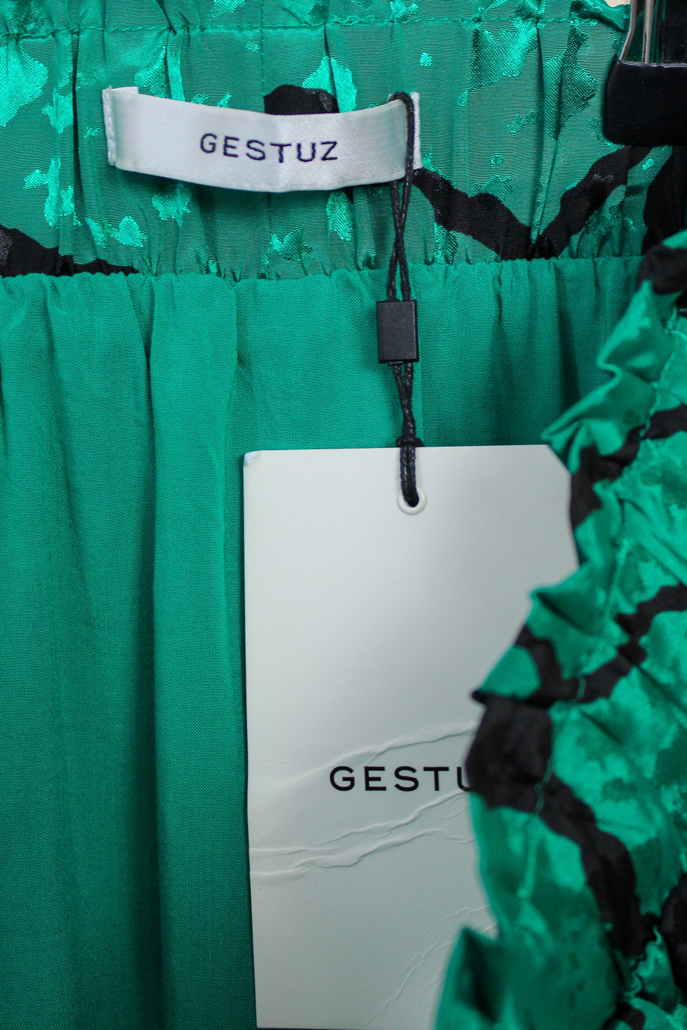 GESTUZ Aylingz Print Midi Skirt Size 12