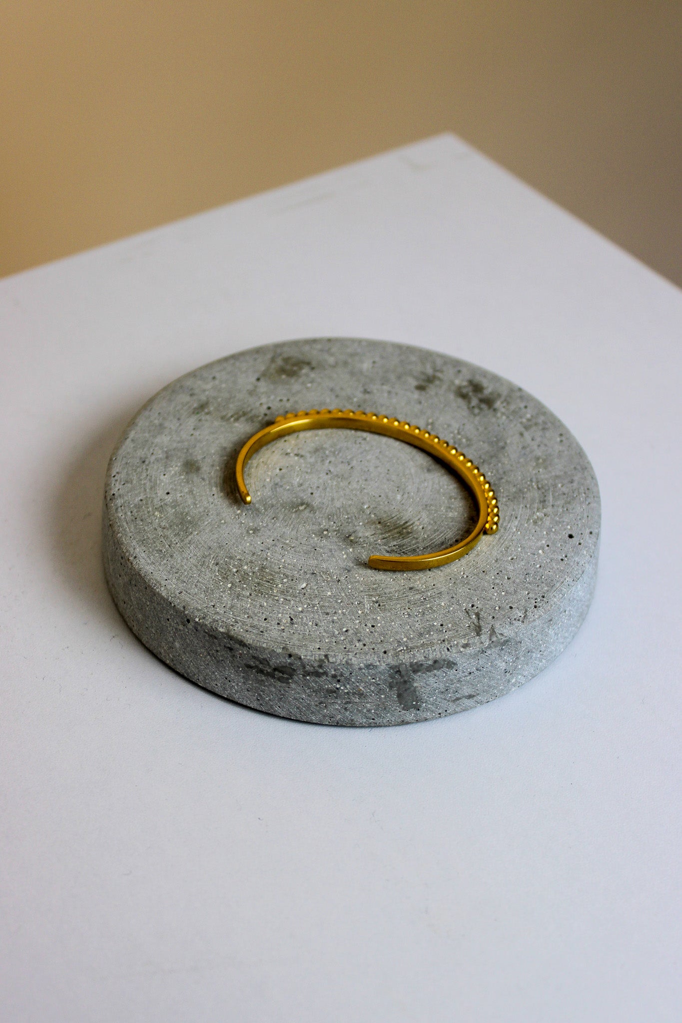 MISSOMA X LUCY WILLIAMS Beaded Cuff Gold Plated Bracelet