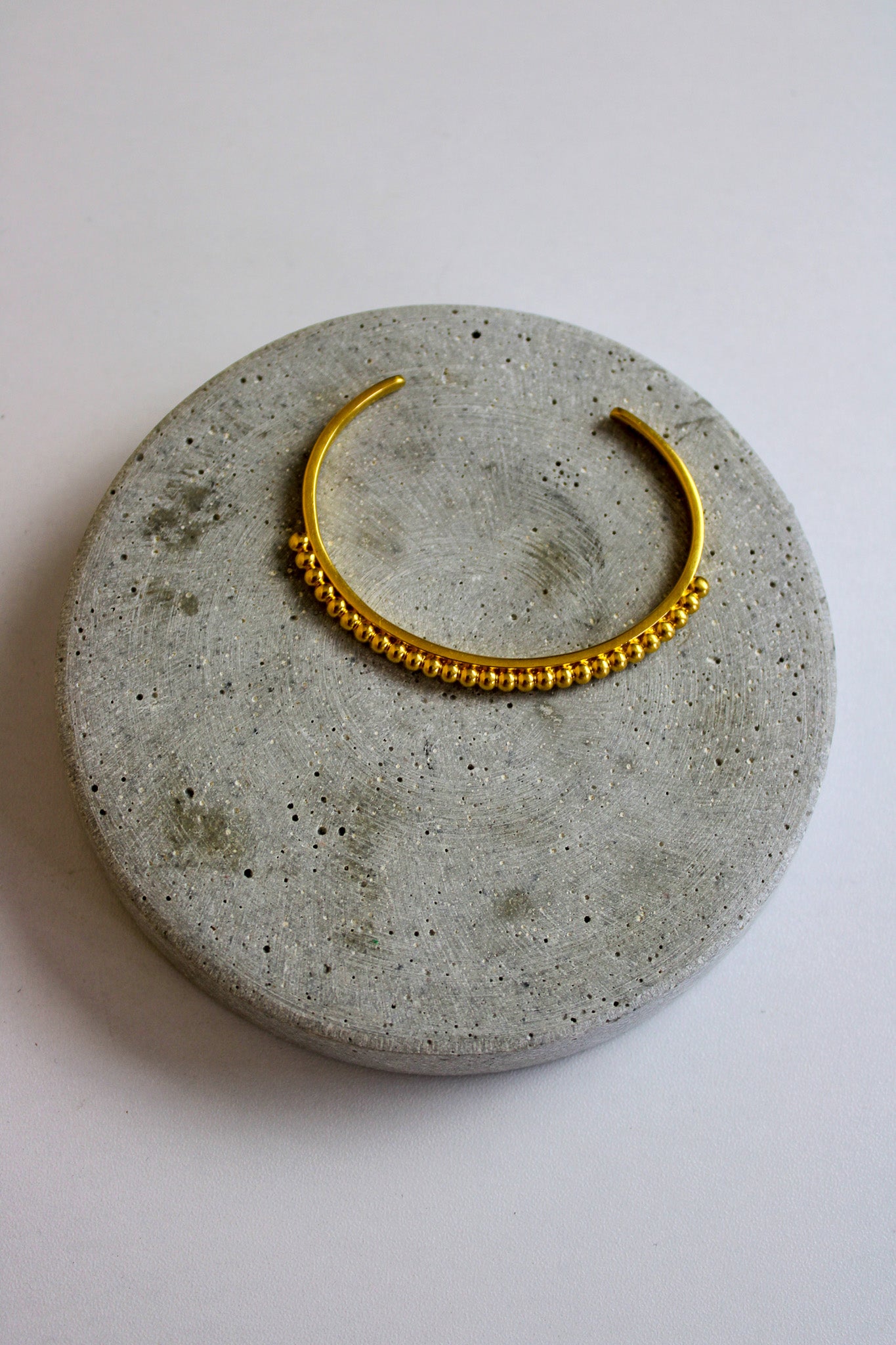 MISSOMA X LUCY WILLIAMS Beaded Cuff Gold Plated Bracelet