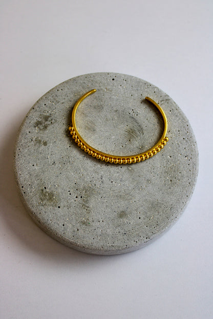 MISSOMA X LUCY WILLIAMS Beaded Cuff Gold Plated Bracelet