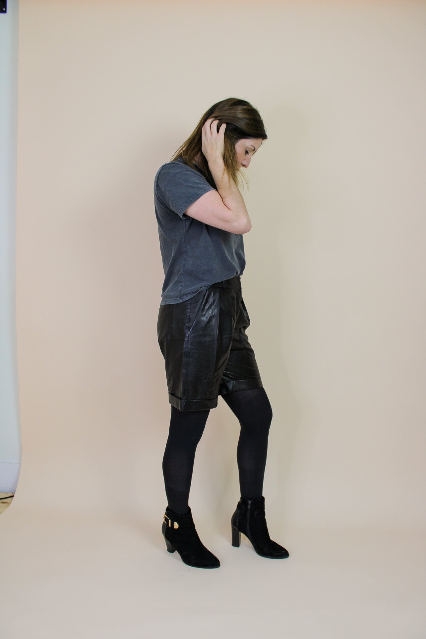 FRAME relaxed leather shorts Size 26" (8-10)