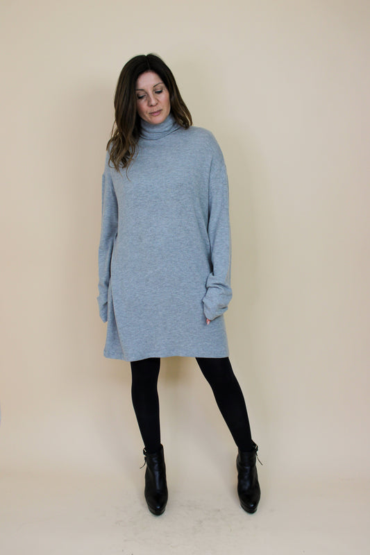 REFORMATION JEANS Daze Mini Knitted Turtle Neck Sweater Dress Size L