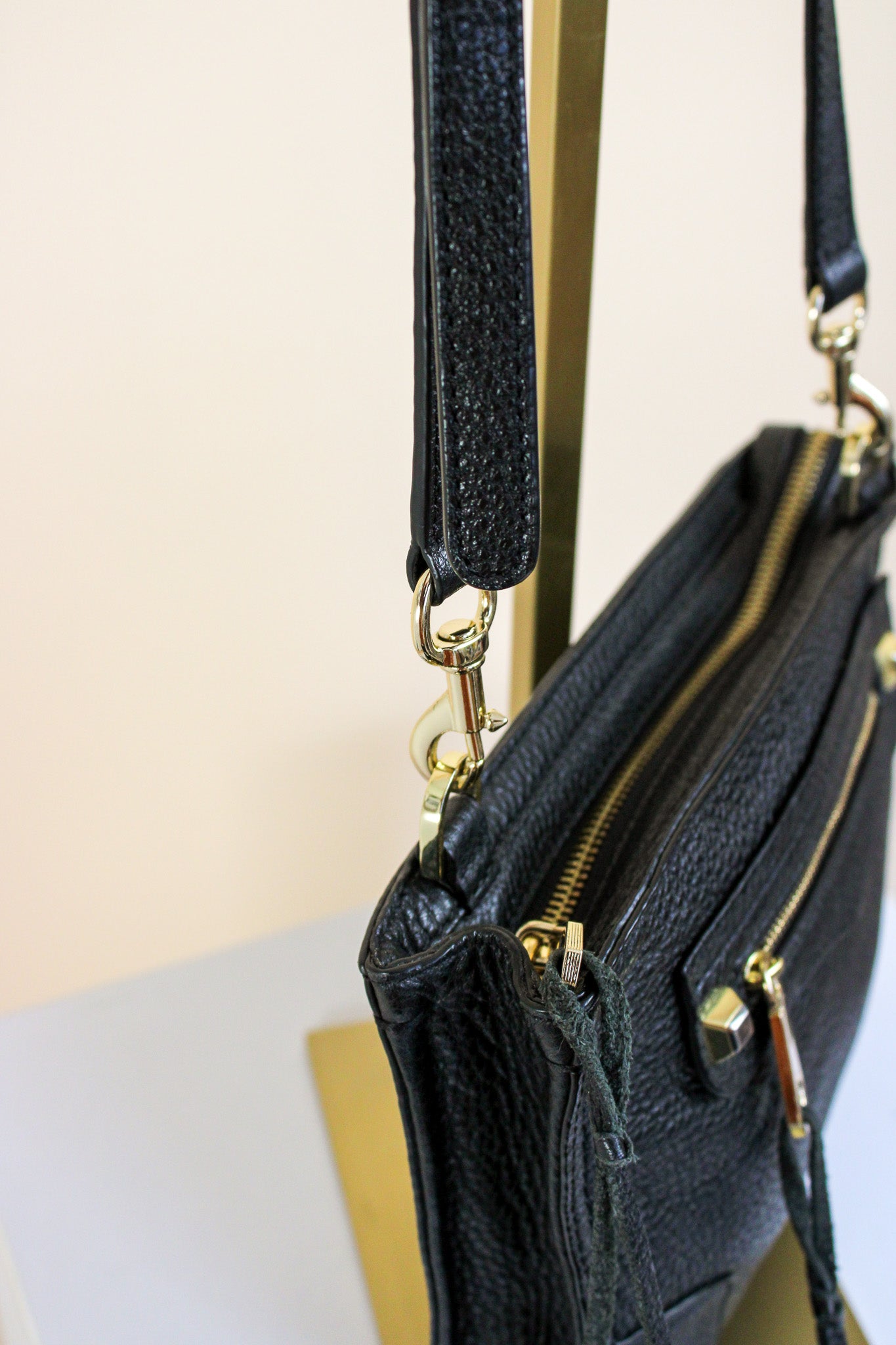 REBECCA MINKOFF Leather Zip Pocket Adjustable Strap Crossbody Bag O/S
