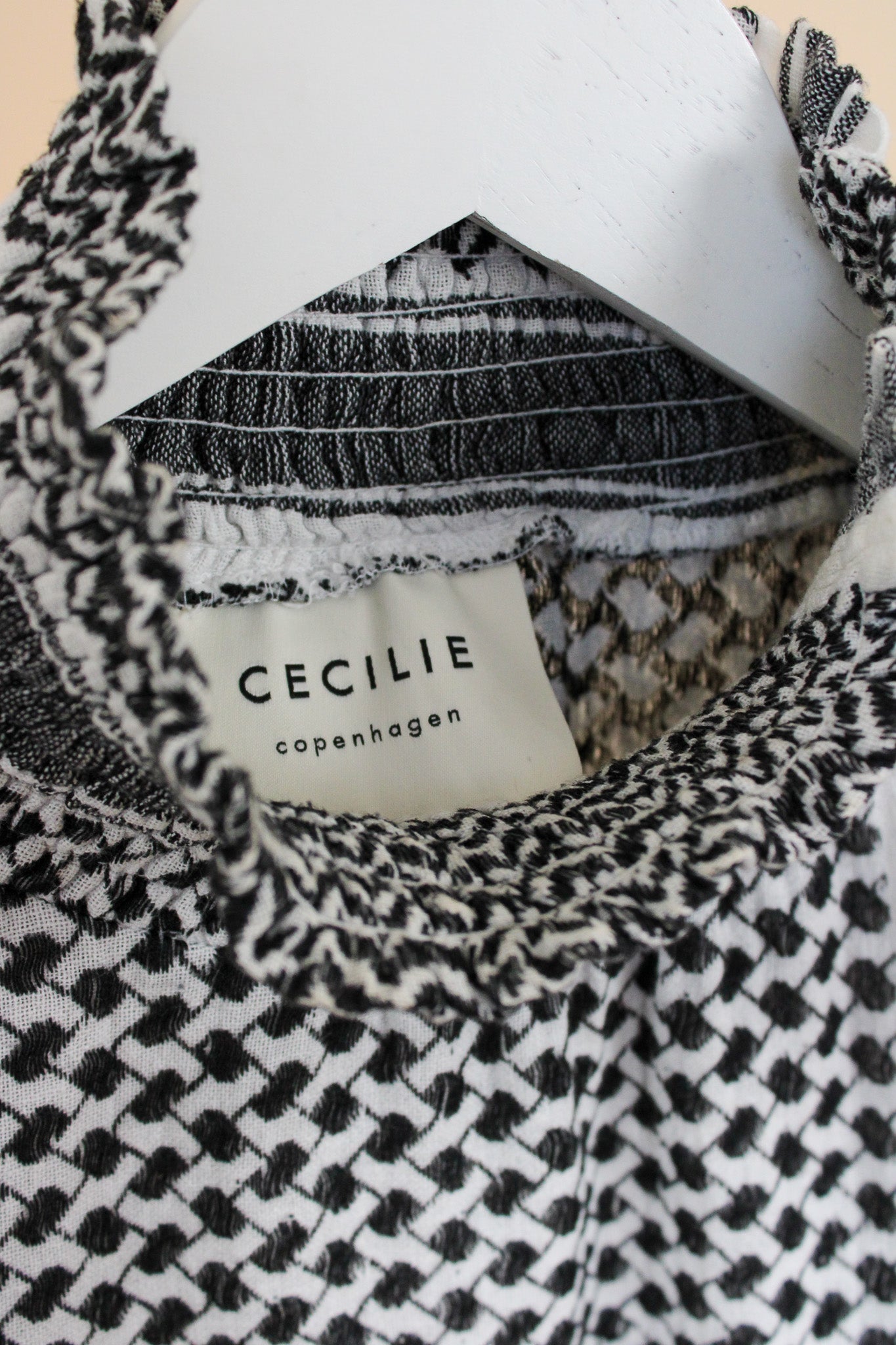 CECILIE COPENHAGEN Print Long Sleeve Shearing Blouse Size S