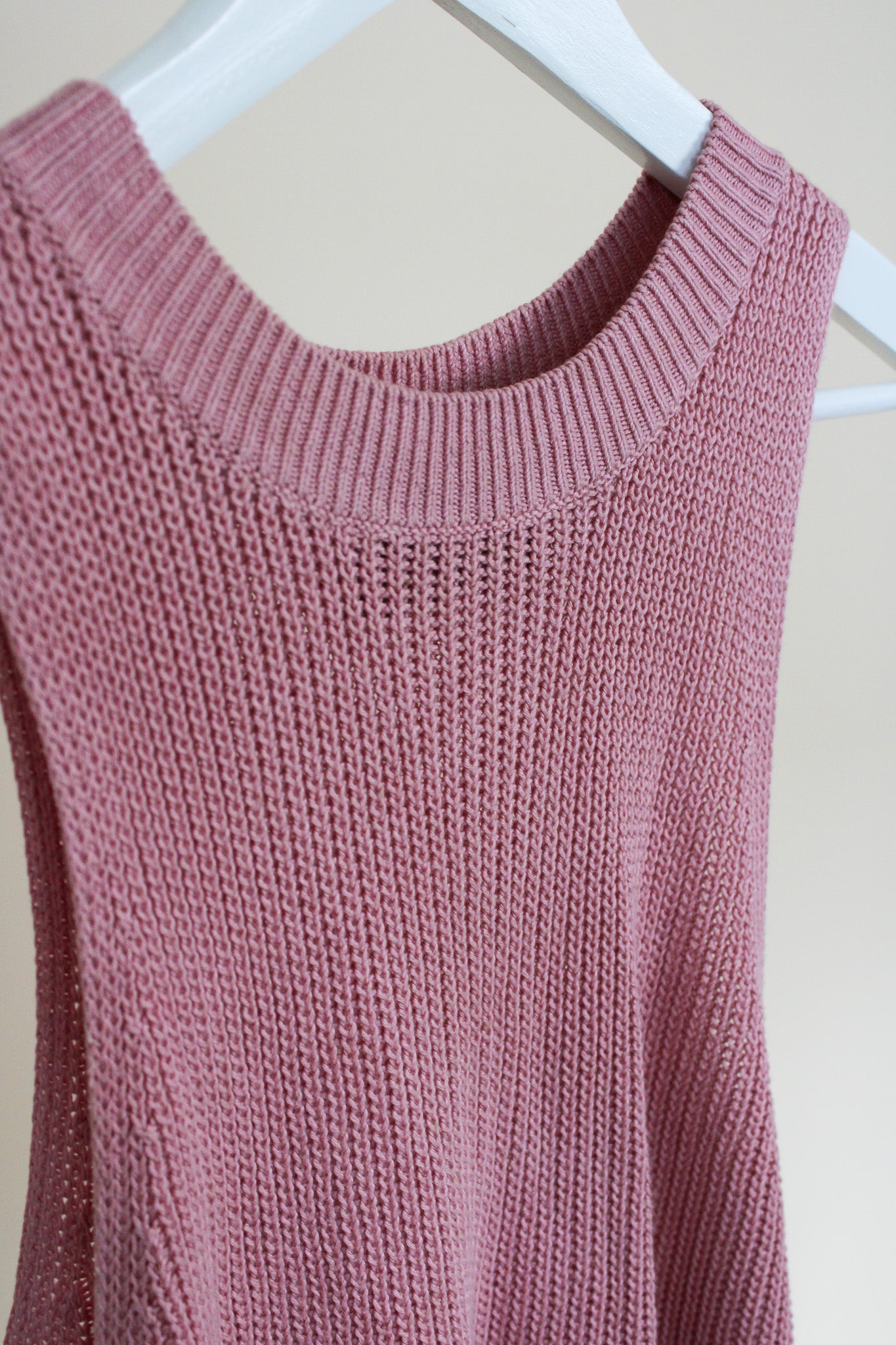 REFORMATION Knitted Sleeveless Tank Vest Size M (Pink)