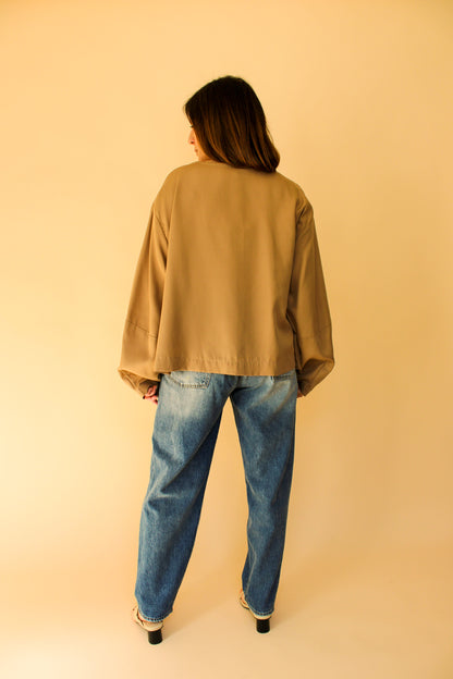 JESSICA LEWIS Wide Neck Tapered Sleeve Blouse Size M