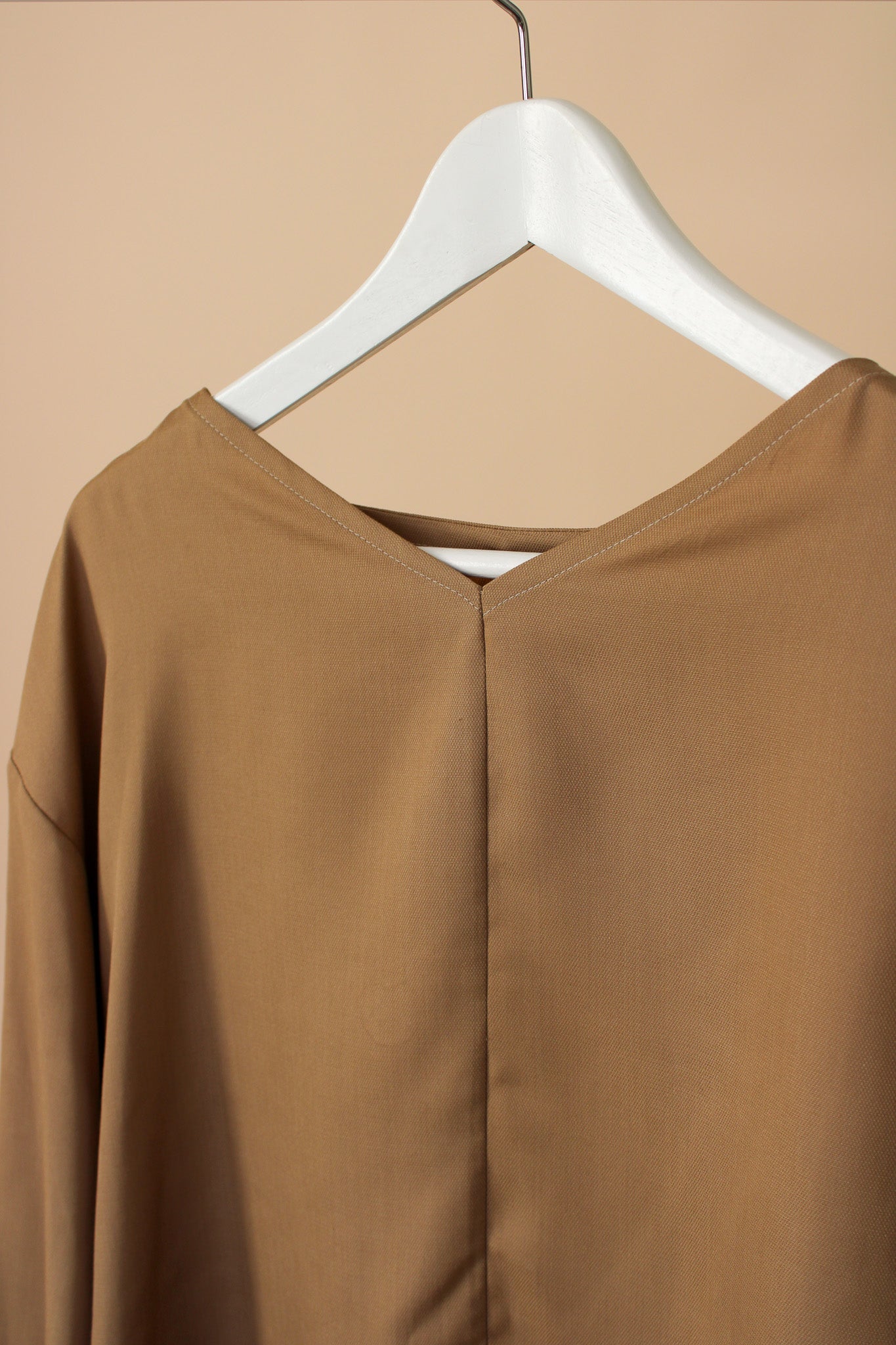 JESSICA LEWIS Wide Neck Tapered Sleeve Blouse Size M