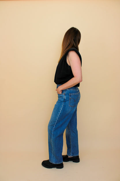 LEVI Ribcage Straight Leg Jeans Size 30"